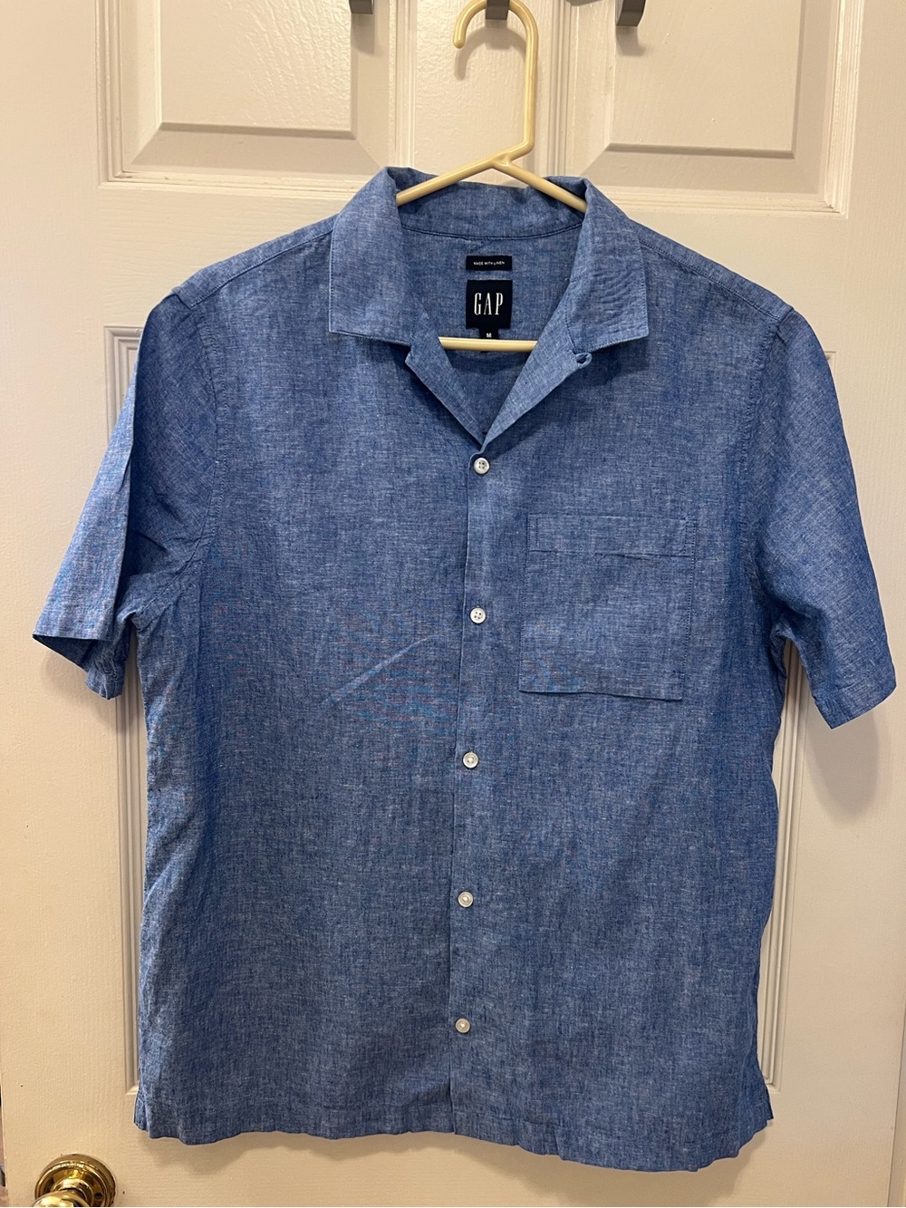 GAP Short-Sleeve Linen-Blend Button-Up in Heathered Blue - Picture 2 of 4